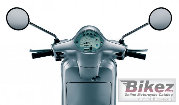 2006 vespa lx 50cc 2t photo